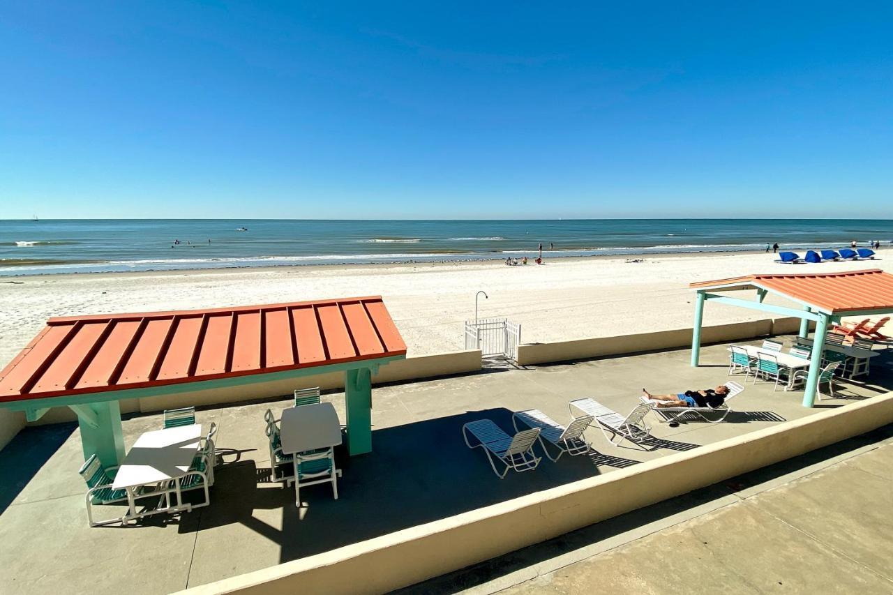 Sea Rocket 21 Hotel St. Pete Beach Exterior photo